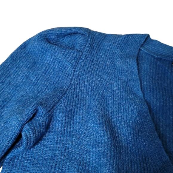 1. STATE Blue Button-Down V-Neckline Puff Sleeve Soft Cardigan 2X - Picture 7 of 9